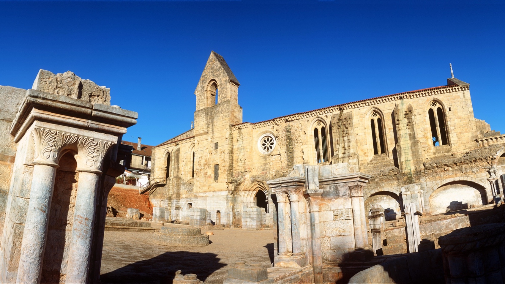 Turismo Centro de Portugal - Coimbra Historical City Tour monastery outside